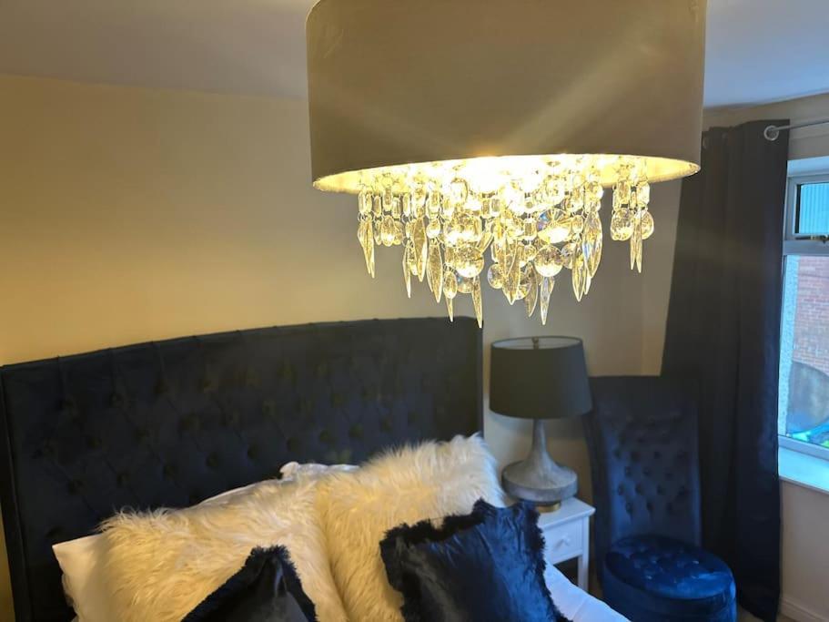 Cottage,Cinema Room,Log Burner Blaenavon 外观 照片